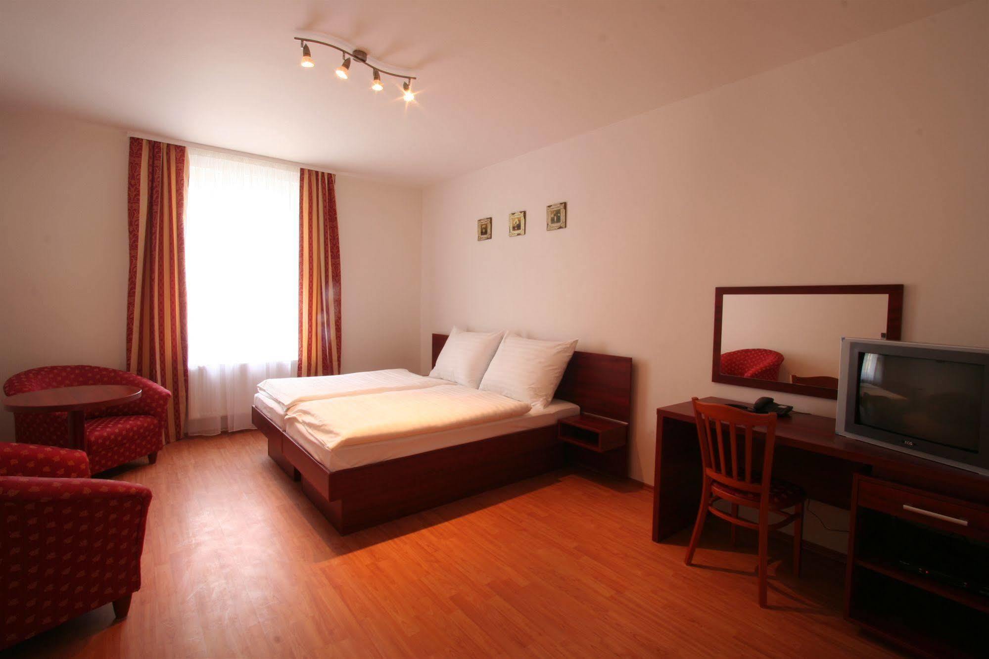Susa 3* Prag